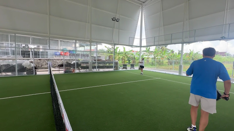 Camino de padel Bali 4
